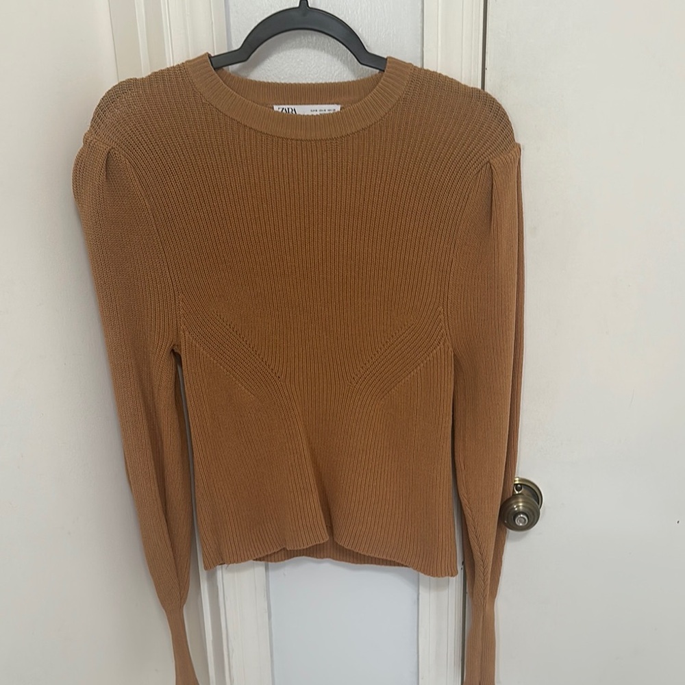 Zara Women's Brown Ribbed Knit Top